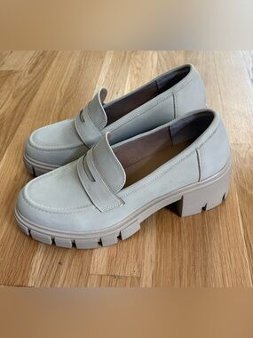 Crown Vintage Women’s Chunky Sole Loafer
